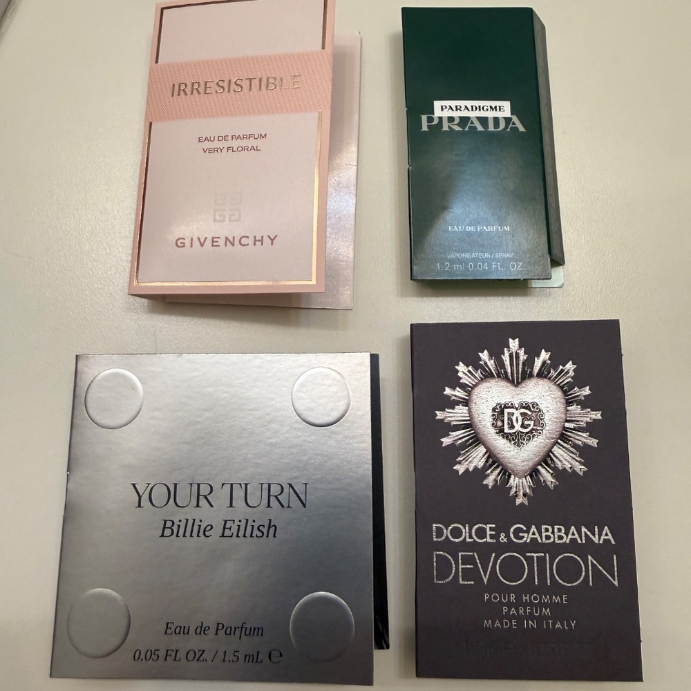 Tan Drawstring Cosmetic Bag With 14 Premium Perfume Samples (Great Condition) - Picture 6 of 7